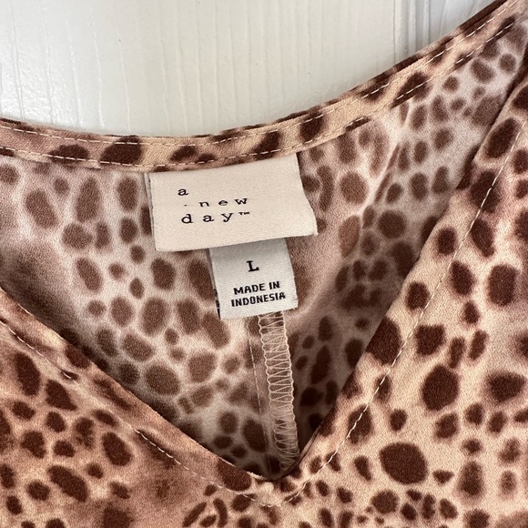 A New Day Women's Cheetah Print Ruffle Hem Short Sleeve Swing Dress Size L - Picture 3 of 4